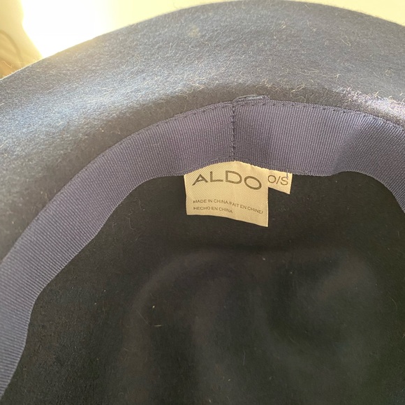 NWOT Navy Hat - Picture 3 of 3